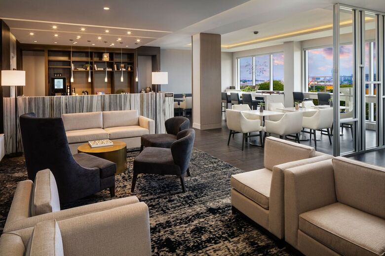 Hotel Hilton Aventura Miami