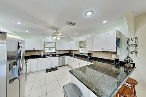 Alden Pine Getaway On Golf Course - Patio & Tennis Home