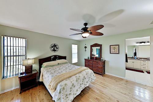 Alden Pine Getaway On Golf Course - Patio & Tennis Home