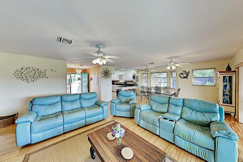 Alden Pine Getaway On Golf Course - Patio & Tennis Home