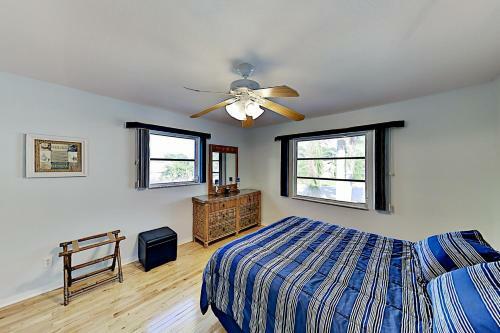 Alden Pine Getaway On Golf Course - Patio & Tennis Home