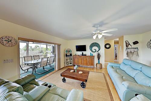 Alden Pine Getaway On Golf Course - Patio & Tennis Home