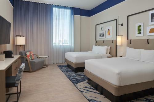 Serena Hotel Aventura, Tapestry Collection By Hilton