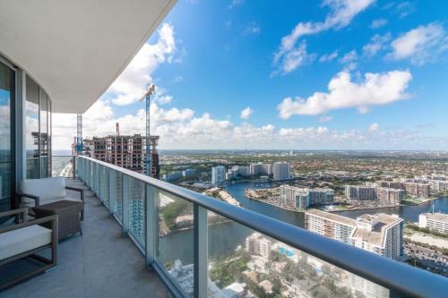 Apartamento Hyde Beach Luxury Condo-resort Condo