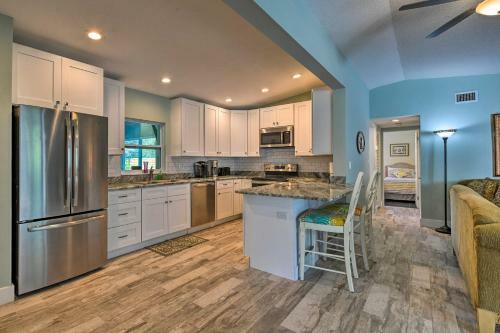 Pet-friendly Coastal Bradenton Retreat With Fire Pit