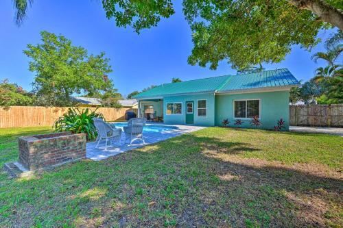 Pet-friendly Coastal Bradenton Retreat With Fire Pit