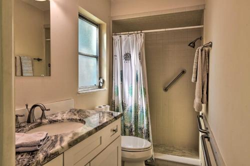 Pet-friendly Coastal Bradenton Retreat With Fire Pit