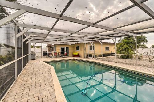 Home With Dock, Pool, Kayaks Walk To Palma Sola Bay