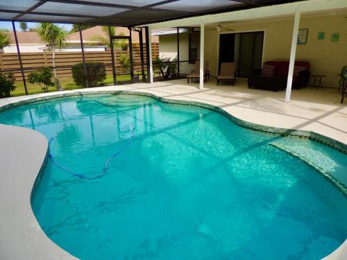 Palma Sola Pool Home Bradenton