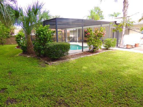 Palma Sola Pool Home Bradenton