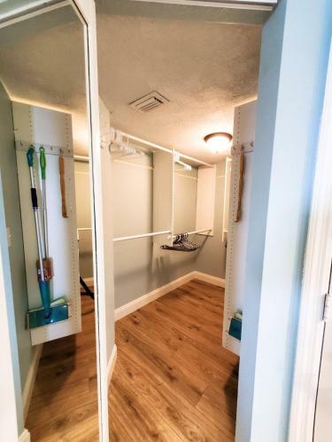 Hickory Bay West Condo