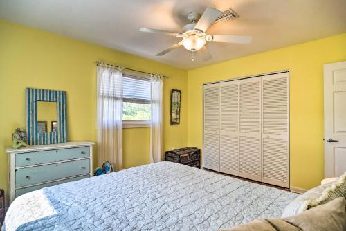 Coral Shores Waterfront Oasis With Private Dock