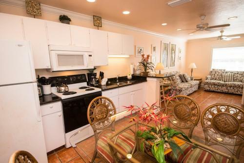 Hotel Tropic Isle At Anna Maria Island Inn