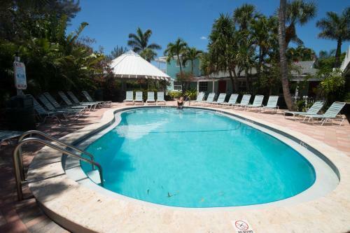 Hotel Tropic Isle At Anna Maria Island Inn