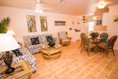 Hotel Tropic Isle At Anna Maria Island Inn