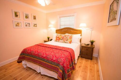 Hotel Tropic Isle At Anna Maria Island Inn