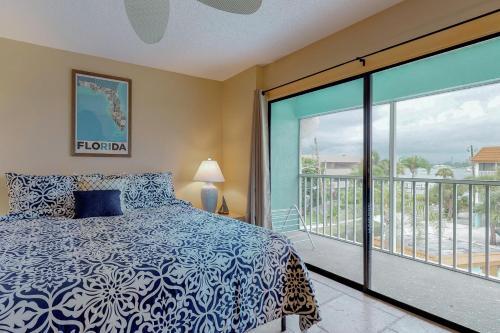 Pelican Cove 6