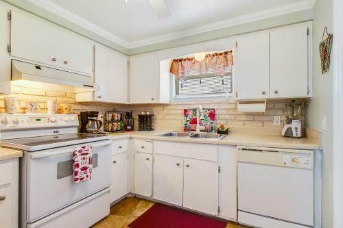 Gulf View Cottage #3
