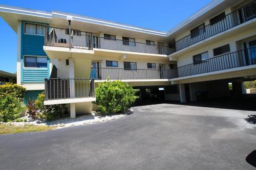 Apartamentos Bridge Port Beach Resort By Anna Maria