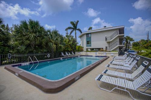 Apartamentos Bridge Port Beach Resort By Anna Maria