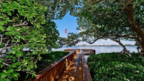 Apartamento Runaway Bay 213 - 1845191