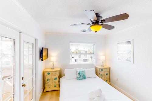 Beach Sunrise Villa