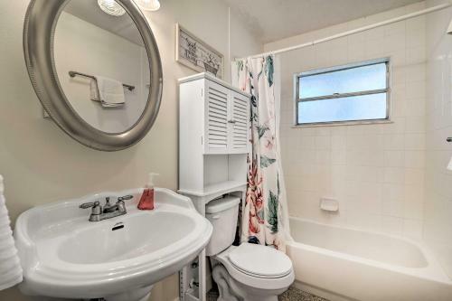 Pet-friendly Brooksville Cottage With Fire Pit!