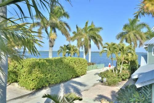 Tropical Island Waterfront Dream Home With Private Pool
