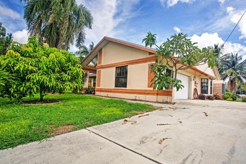 Newly Renovated Tropical Getaway In Cape Coral!