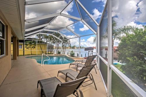 Lakefront Gulf Breeze Villa With Dock And Private Pool