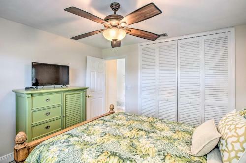 Cape Coral Waterfront Home With Pool And Dock!