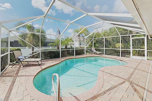 Charming Cape Coral Gem With Lanai & Pool Home