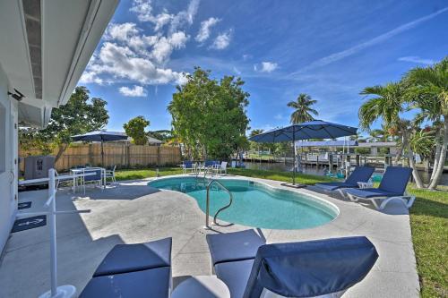 Sun-soaked Canalside Villa With Pool, Game Room