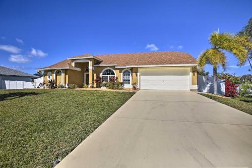 Lavish Cape Coral Residence With Private Pool!