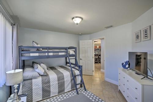 Lavish Cape Coral Residence With Private Pool!