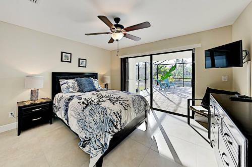 Canal-front Getaway - Boat Dock & Heated Pool Home