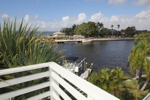 Villa Flamingo Island