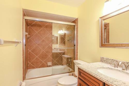 Gulf Access #a 3 Bedroom W/ Heated Pool