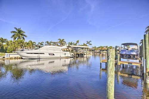 Canalfront Cape Coral Home With Dock And Bbq!