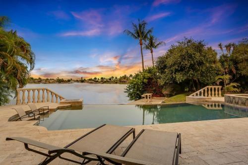 Exceptional Vacation Home In Cape Coral Home