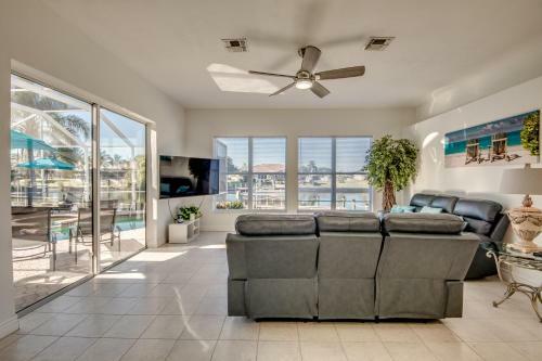Flamingo Dream Vacation Villa