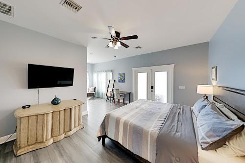 Exceptional Vacation Home In Cape Coral