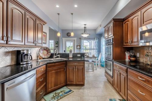Exceptional Vacation Home In Cape Coral
