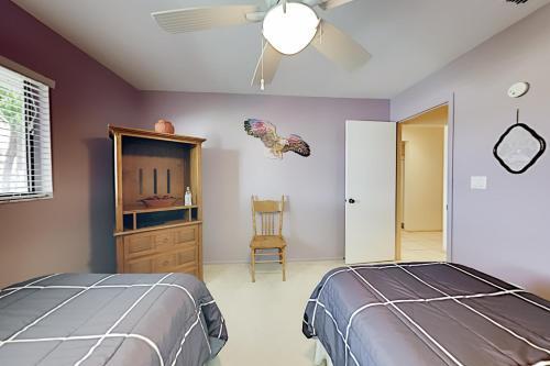 Apartamento Sandal - Canalfront Getaway - Pool, Screened Lanai Duplex