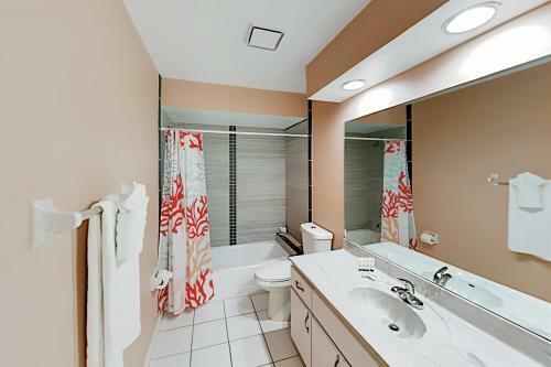 Tropical Gem - Heated Pool, Office, Prime Location Home