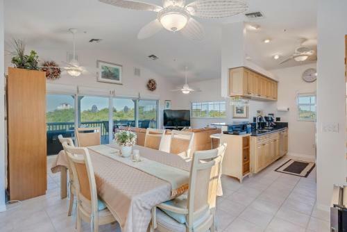 Manatee Haven - Upscale Beach View Home With Screened-in Pool, Spa And Elevator!