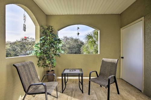 Apartamento Chic Condo With Pool And Lanai, 4mi To Clearwater Beach