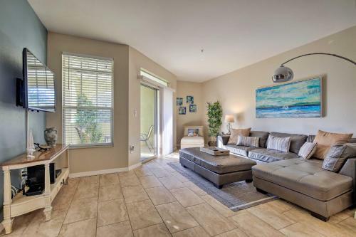 Apartamento Chic Condo With Pool And Lanai, 4mi To Clearwater Beach