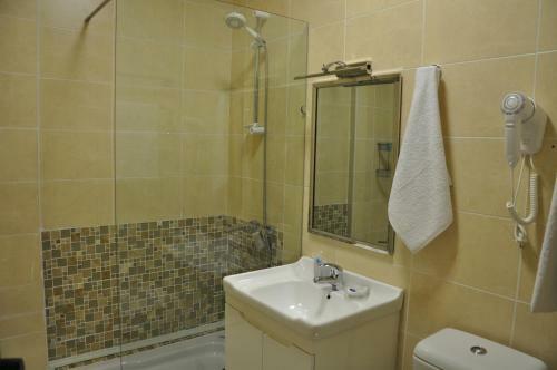 Neapol Hotel