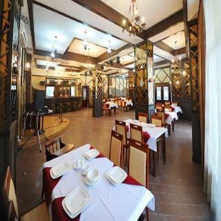 Royal Hotel